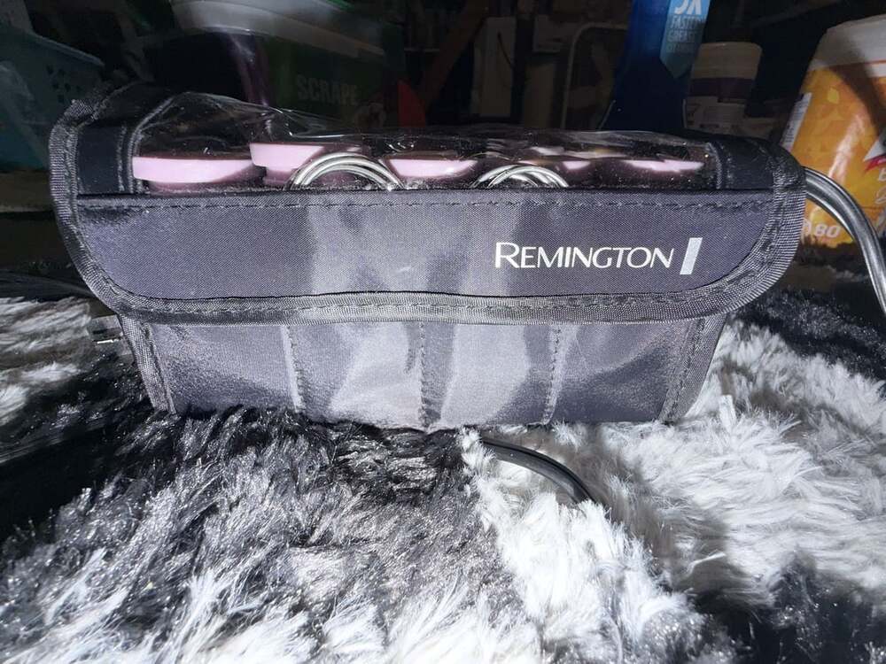 Remington H1015 Compact Ceramic Hot Rollers Travel Hair Setter Pink